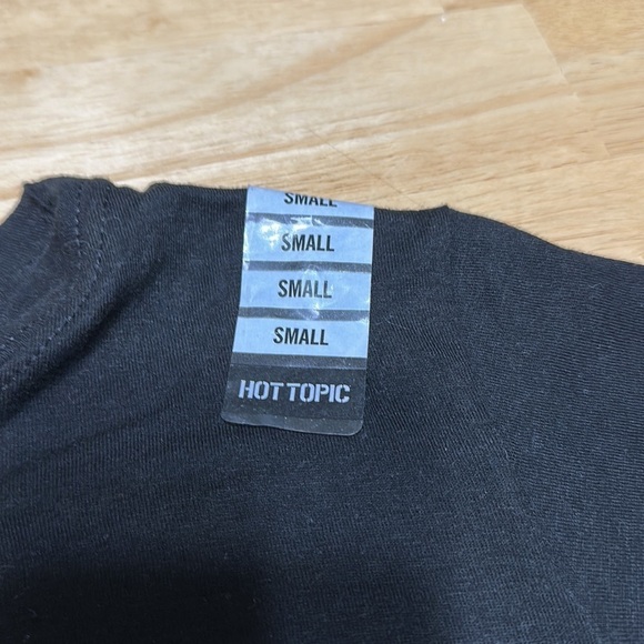 NWT asking Alexandria t-shirt women’s small heavy Metalcore band music rock - Picture 4 of 6